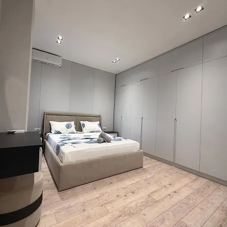 Properhome Luxury 6